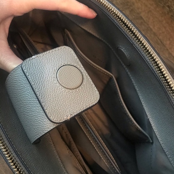 Coach Stanton Carryall Crossgrain Leather Handbag - Picture 12 of 16